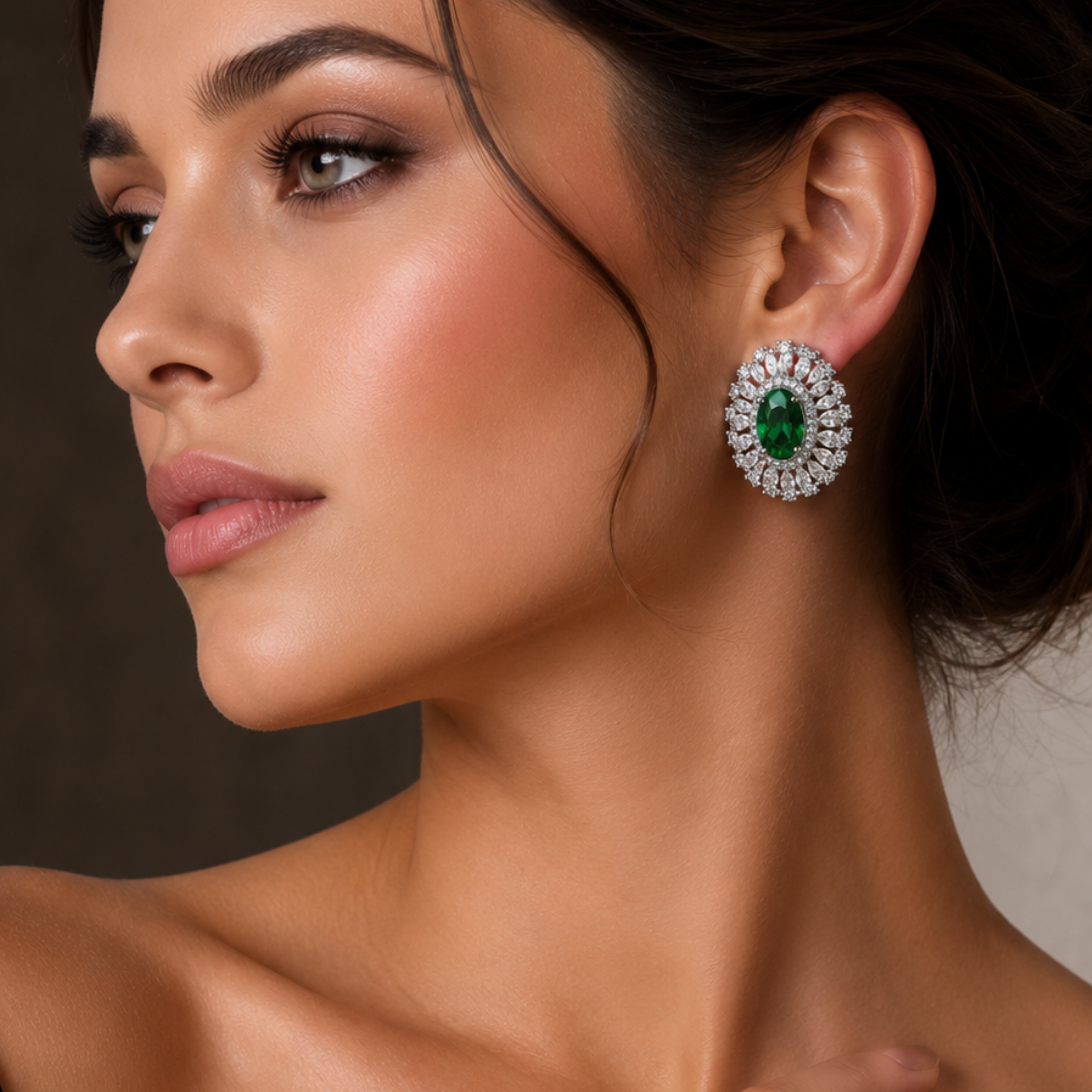 Kitten Glow | Emerald | Premium CZ Crystal Earring
