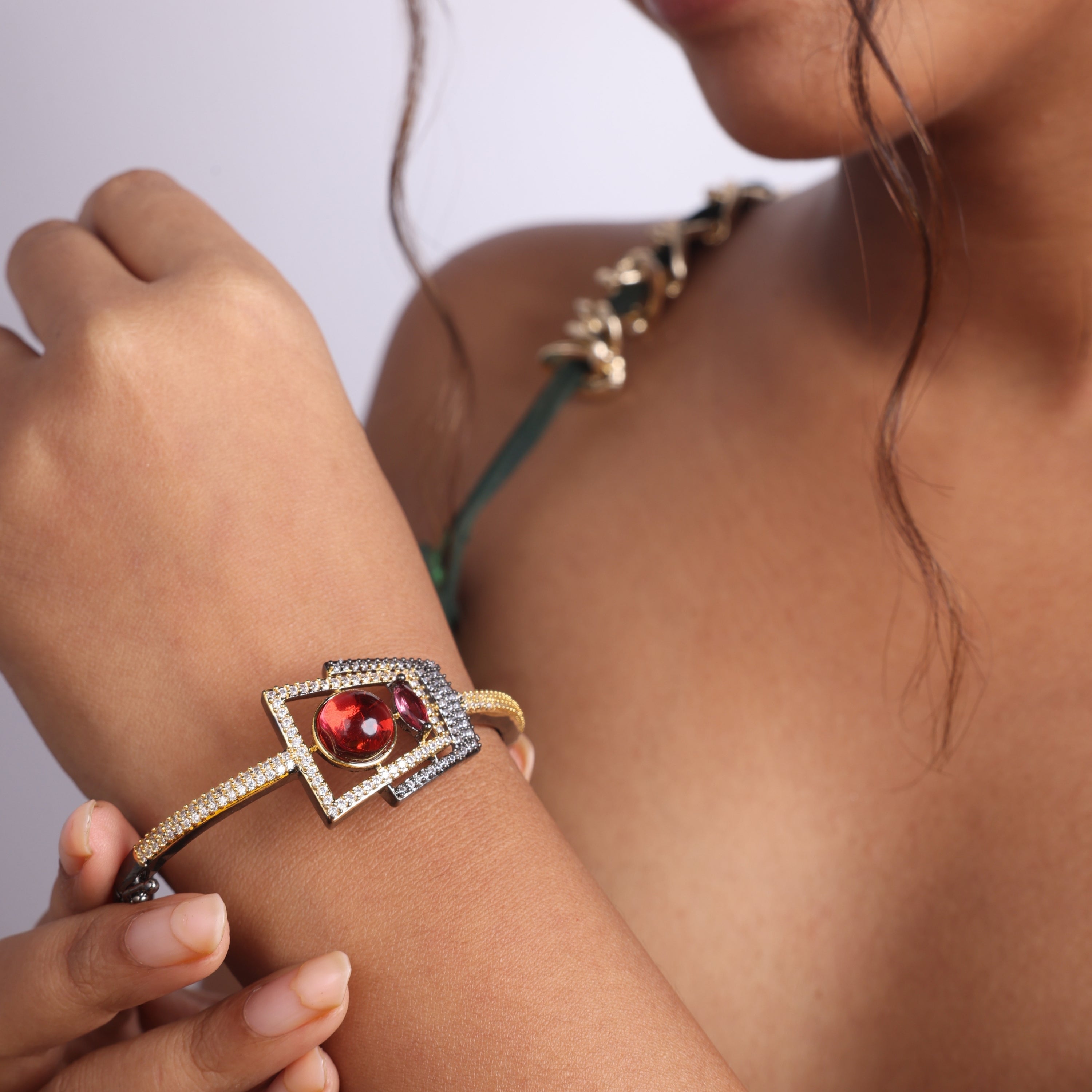 Luxe Cabochon | Signature CZ Crystal Bracelet