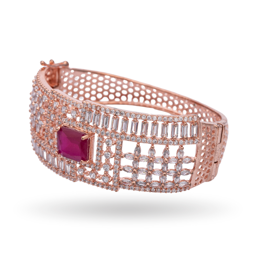 Love Knot | Signature CZ Bracelet