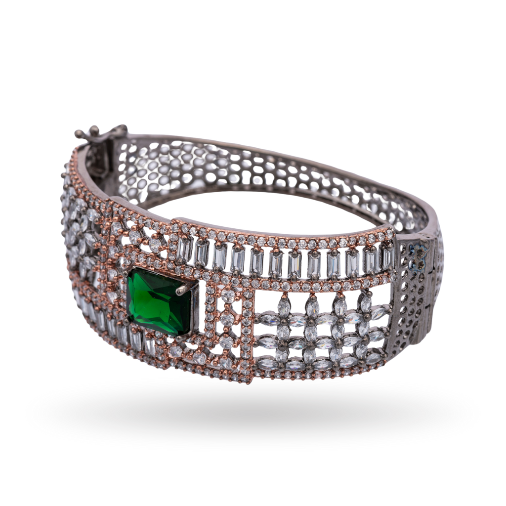 Love Knot | Signature CZ Bracelet