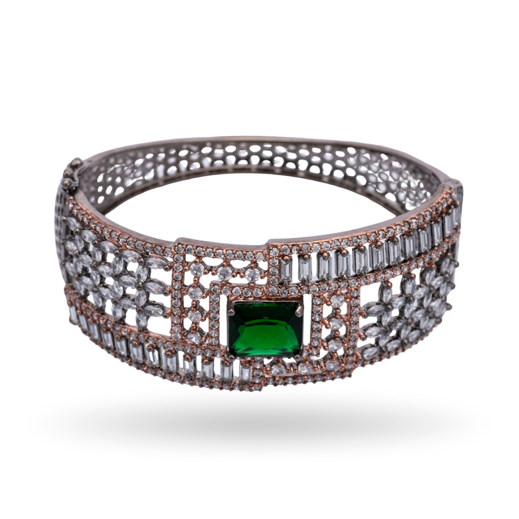 Love Knot | Signature CZ Bracelet