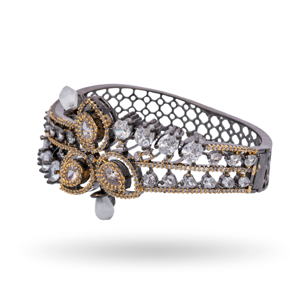 Magic Daisy | Signature CZ Bracelet