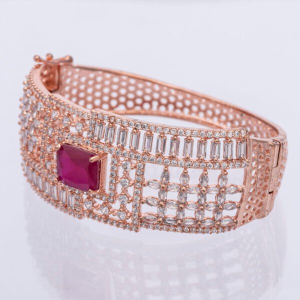 Love Knot - Image 4