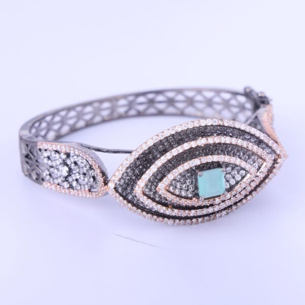 Gleameye Amulet - Image 4