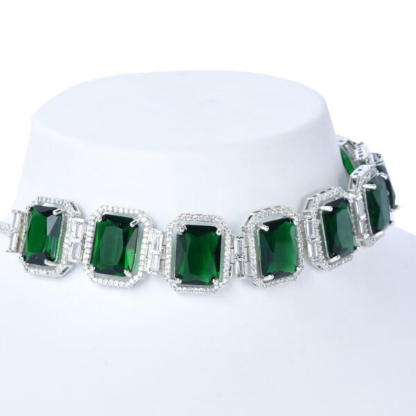 Engraved Gem Emerald - Image 2