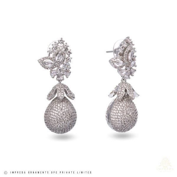 Chic Cascade Glitterati - Image 3