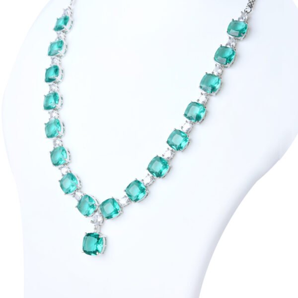 Qyra Erinite - Image 2
