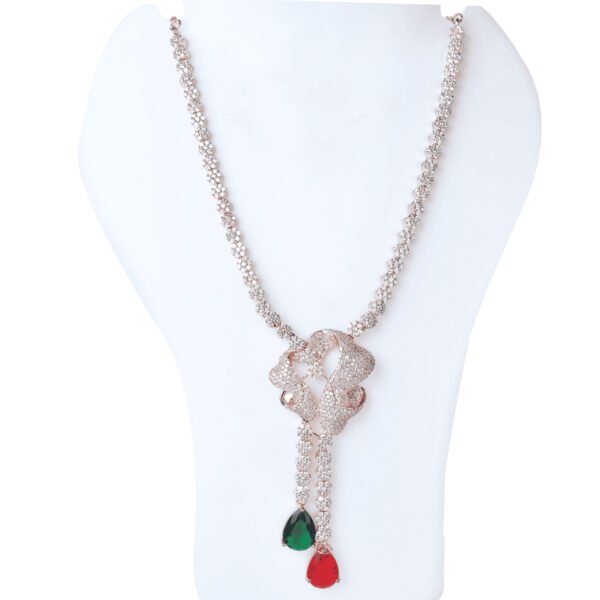 Athereal Rose Necklace Set